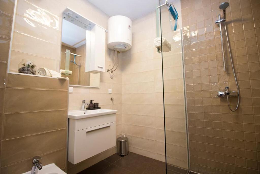 Apartment Divine Мостар Экстерьер фото