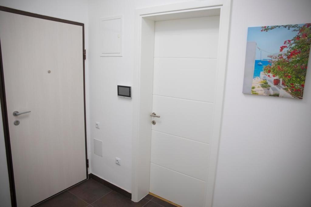 Apartment Divine Мостар Экстерьер фото