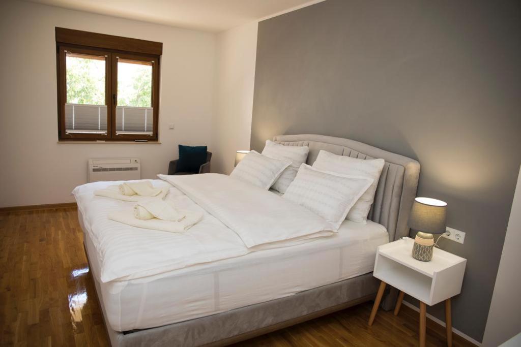 Apartment Divine Мостар Экстерьер фото