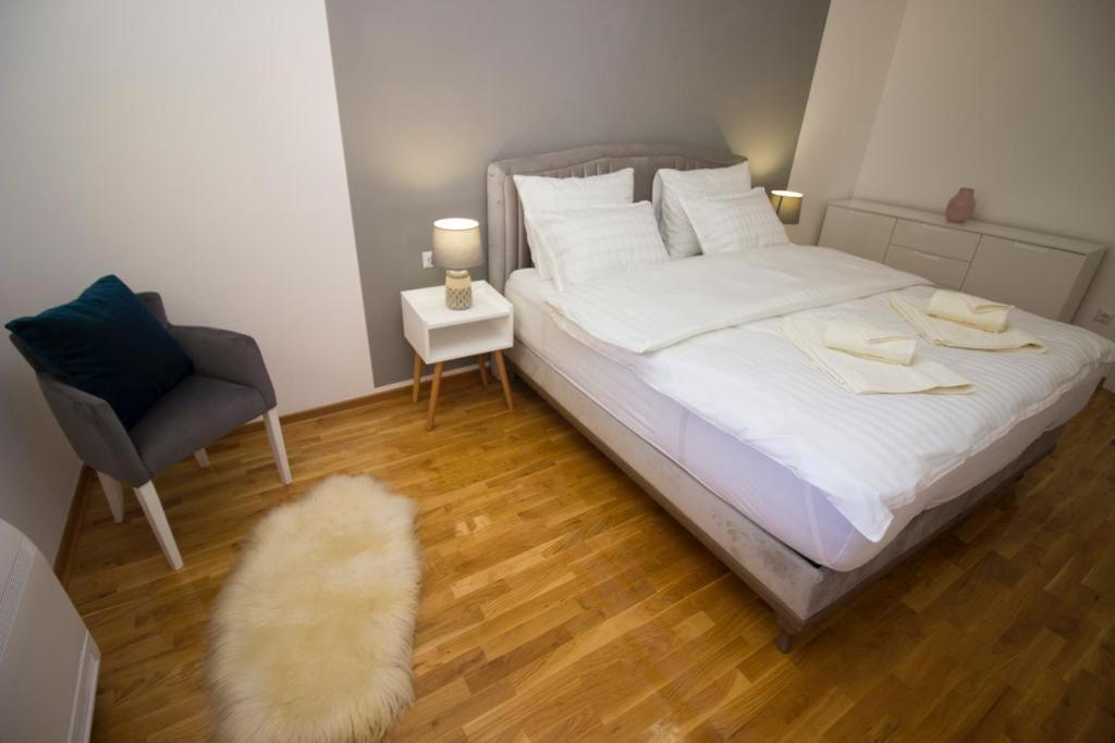 Apartment Divine Мостар Экстерьер фото