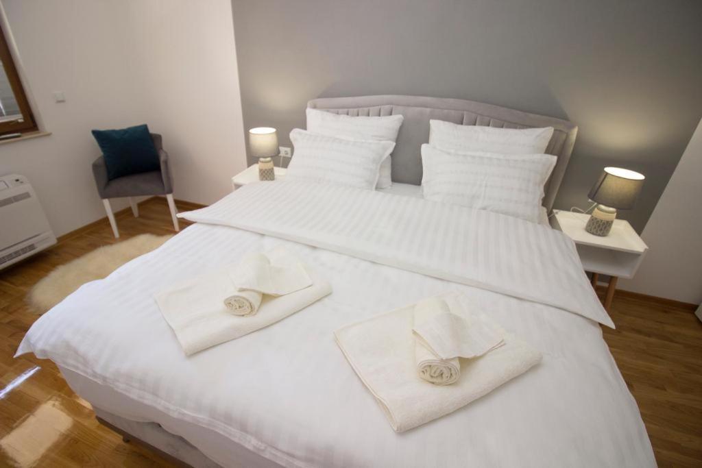 Apartment Divine Мостар Экстерьер фото